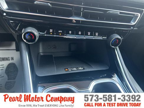 New 2026 Chevrolet Traverse High Country image 19