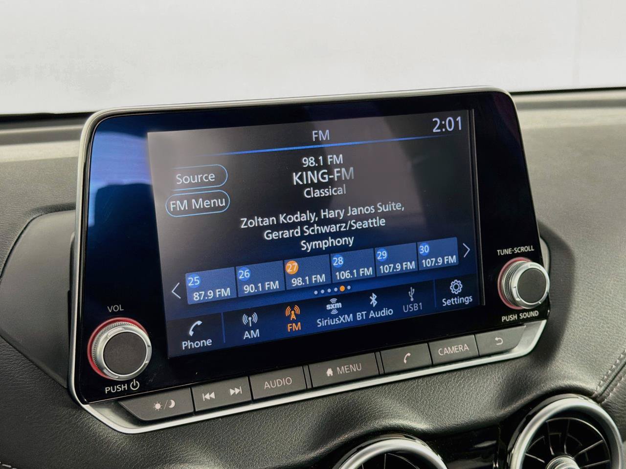 Used 2024 Nissan Sentra SV FWD image 33