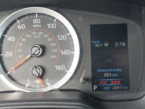 Certified 2022 Toyota Corolla SE image 16