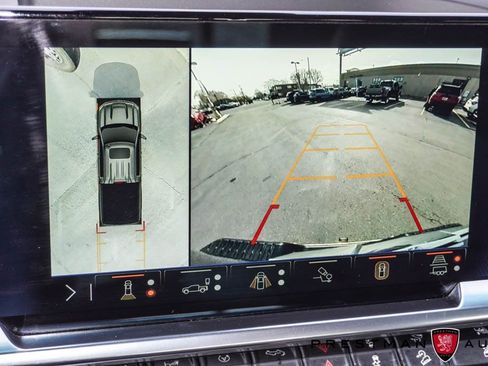 Used 2024 Chevrolet Silverado 1500 LTZ w/ Technology Package image 46