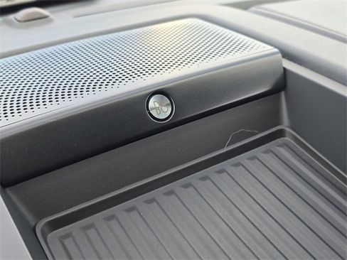 Used 2022 Ford F250 Lariat image 30