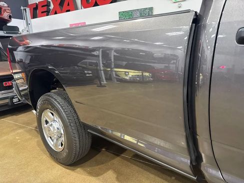 Used 2024 RAM 2500 Tradesman w/ Chrome Appearance Group AWD/4WD image 71