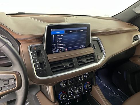 Used 2021 Chevrolet Tahoe High Country w/ Premium Package image 24