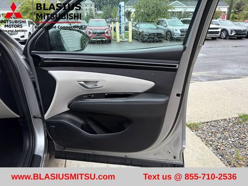 Used 2023 Hyundai Tucson Limited AWD/4WD image 56
