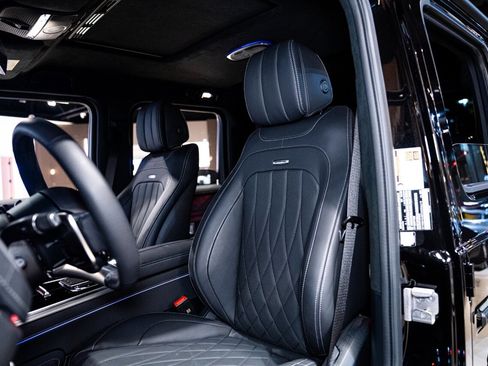 Used 2025 Mercedes-Benz G 63 AMG 4MATIC image 13