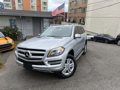 Used 2013 Mercedes-Benz GL 450 4MATIC image 1