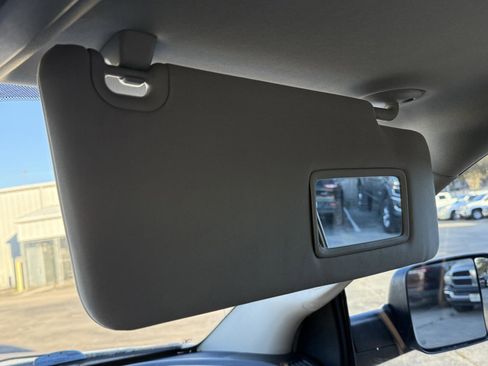 Used 2015 RAM 2500 Tradesman w/ Chrome Appearance Group image 25