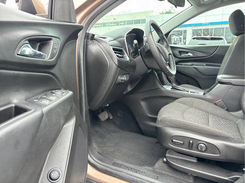 Used 2019 Chevrolet Equinox LT image 7