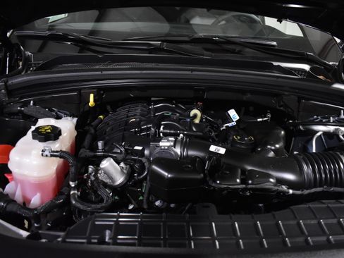 Used 2025 Jeep Grand Cherokee L Limited w/ Trailer Tow Package image 36