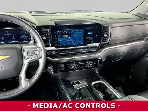 Used 2022 Chevrolet Silverado 1500 LTZ w/ LTZ Premium Package AWD/4WD image 10