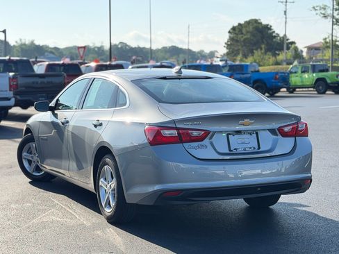 Used 2024 Chevrolet Malibu LT FWD image 5