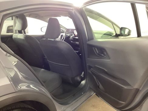 Used 2025 Toyota Prius LE FWD image 26