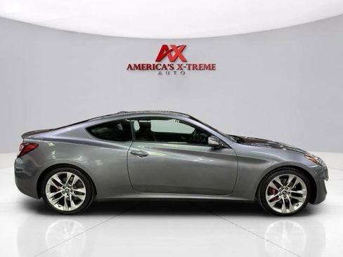 Used 2015 Hyundai Genesis 3.8 RWD image 6