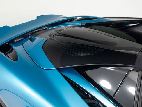 Used 2024 McLaren 750S Spider RWD image 46