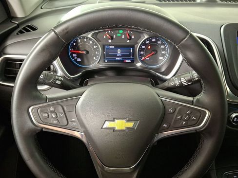 Used 2024 Chevrolet Equinox LT AWD/4WD image 18
