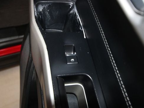 Used 2023 Ford Explorer XLT w/ Equipment Group 202A image 24