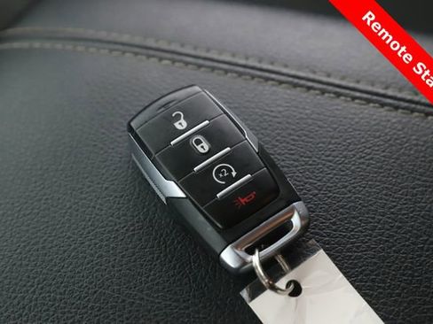 Used 2024 RAM 1500 Big Horn AWD/4WD image 3