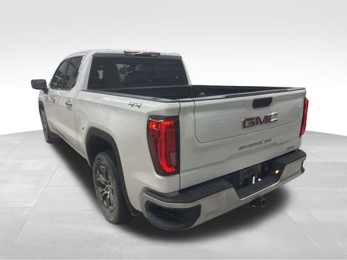 Used 2024 GMC Sierra 1500 SLT image 12