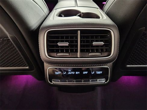 Used 2025 Mercedes-Benz GLS 450 4MATIC image 31