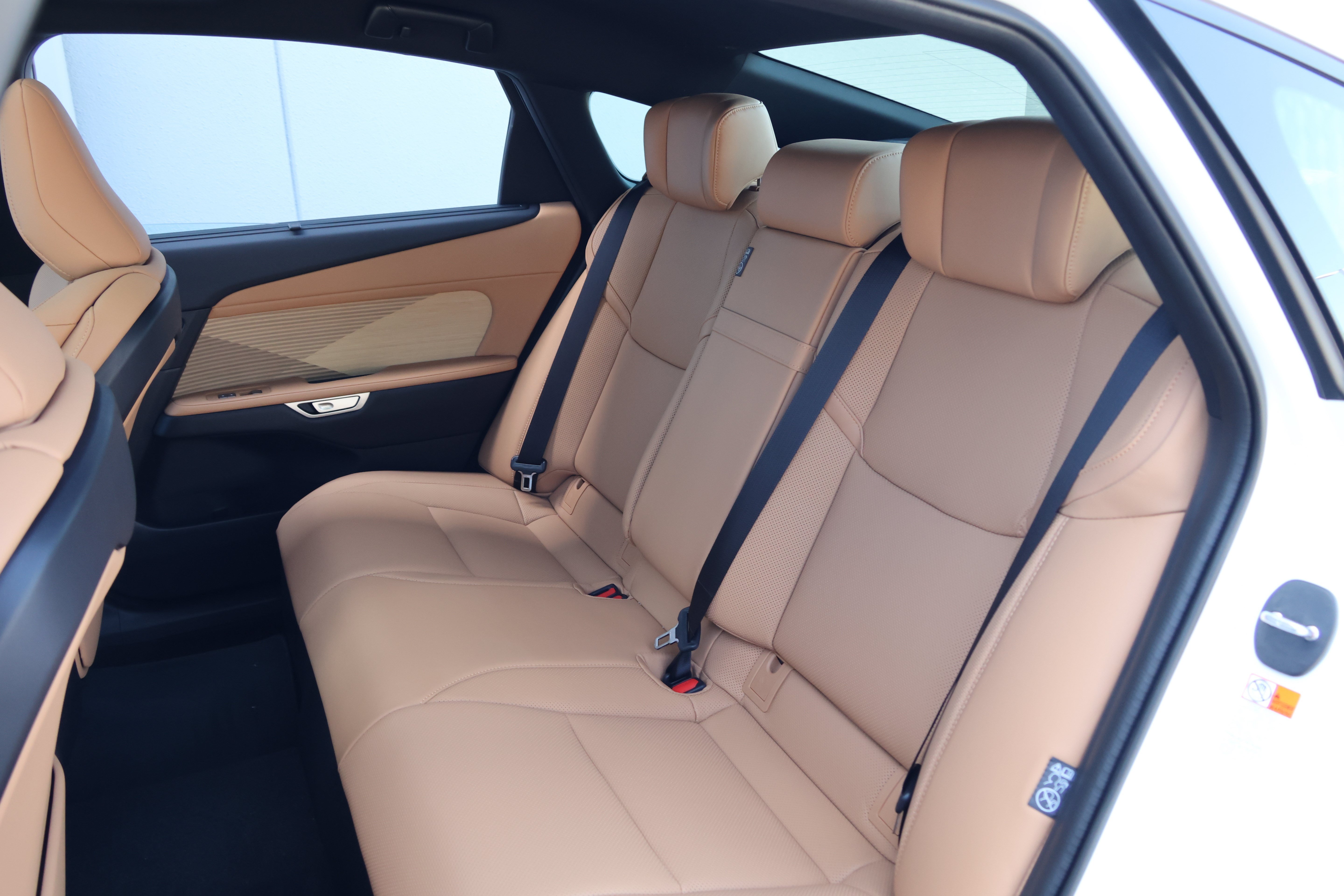 New 2026 Lexus ES 350e w/ Accessory Package (Z1) FWD image 35