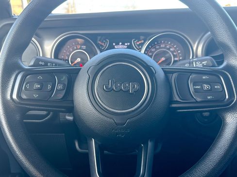 Used 2023 Jeep Gladiator Sport w/ Trailer Tow Package image 37