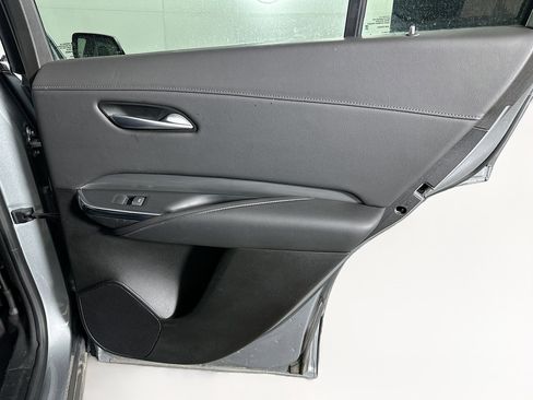 Used 2024 Cadillac XT4 Premium Luxury image 29