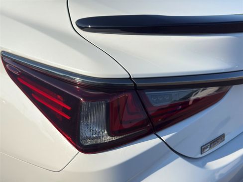 Used 2021 Lexus ES 350 F Sport w/ Special Edition FWD image 40