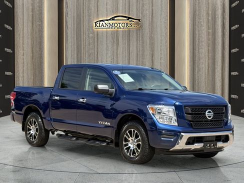 Used 2021 Nissan Titan SV w/ Accessory Utility Package RWD image 1