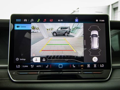 New 2026 Volkswagen Tiguan SE R-Line FWD image 47