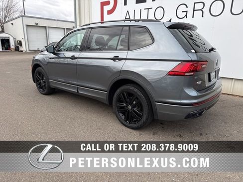 Used 2022 Volkswagen Tiguan SE R-Line image 5