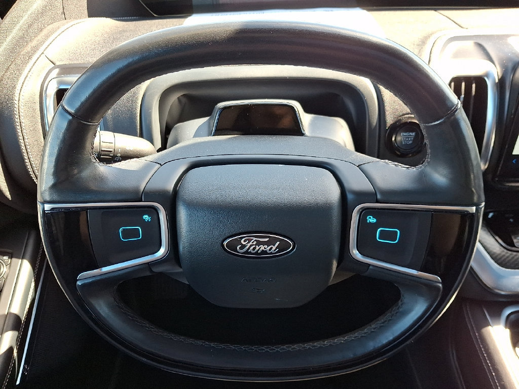 Used 2025 Ford Expedition Max Platinum w/ Stealth Performance Package AWD/4WD image 23