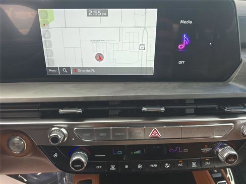 Used 2025 Kia Telluride EX X-Line AWD/4WD image 22