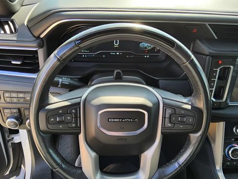 Used 2024 GMC Yukon Denali w/ Denali Reserve Package AWD/4WD image 20