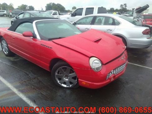 Used 2002 Ford Thunderbird Deluxe image 4