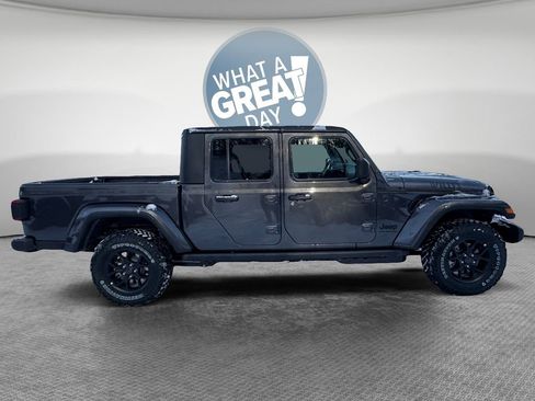 New 2026 Jeep Gladiator Mojave AWD/4WD image 10