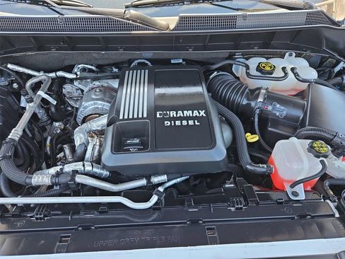 Certified 2022 Chevrolet Silverado 1500 RST AWD/4WD image 21