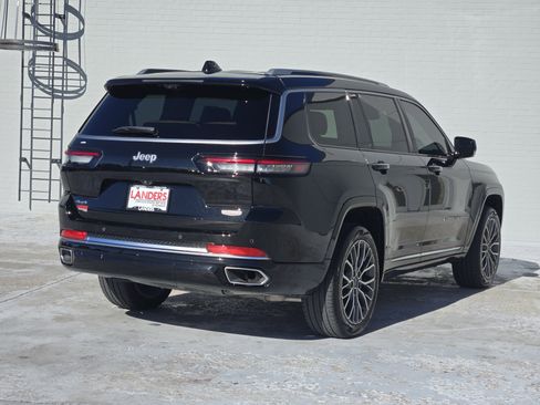 Used 2024 Jeep Grand Cherokee L Summit image 8