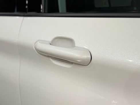 New 2026 Ford Explorer Active AWD/4WD image 15