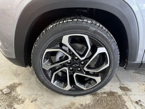 New 2026 Chevrolet Trax RS w/ Driver Confidence Package image 32