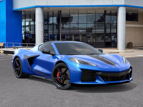 New 2026 Chevrolet Corvette E-Ray image 7