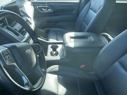 Used 2024 Chevrolet Tahoe LT image 11
