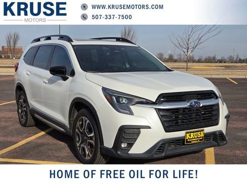 Used 2024 Subaru Ascent Limited w/ Technology Package image 1