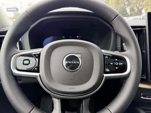 New 2026 Volvo XC60 B5 Ultra w/ Climate Package image 20