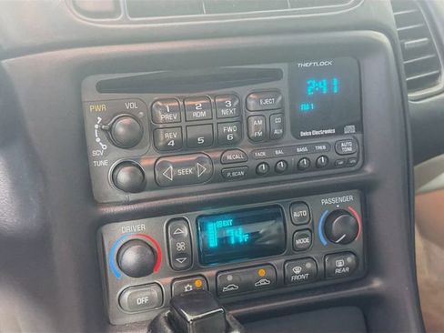 Used 2003 Chevrolet Corvette Coupe RWD image 15