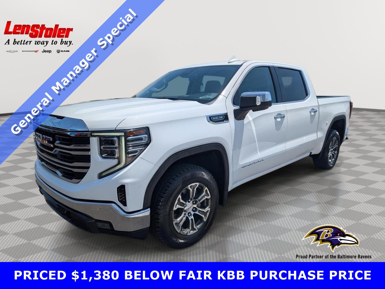 Used 2025 GMC Sierra 1500 SLT RWD image 1