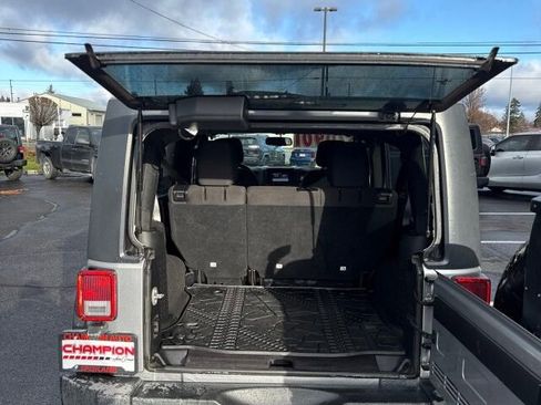 Used 2016 Jeep Wrangler Unlimited Sport w/ Quick Order Package 24S image 14