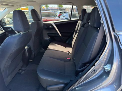 Used 2015 Toyota RAV4 XLE FWD image 31