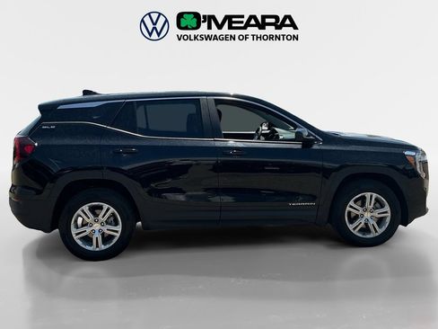 Used 2024 GMC Terrain SLE AWD/4WD image 6