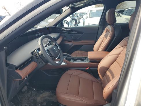 New 2026 Lincoln Nautilus Reserve image 11