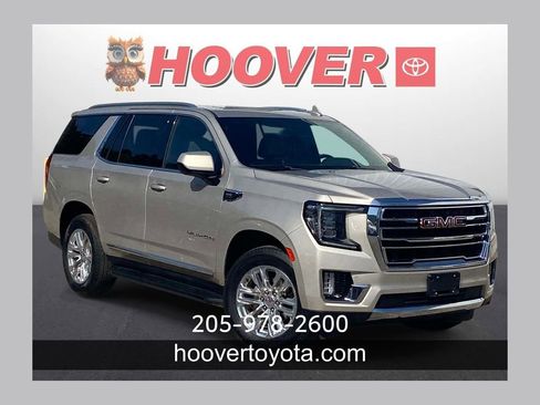 Used 2023 GMC Yukon SLT RWD image 1
